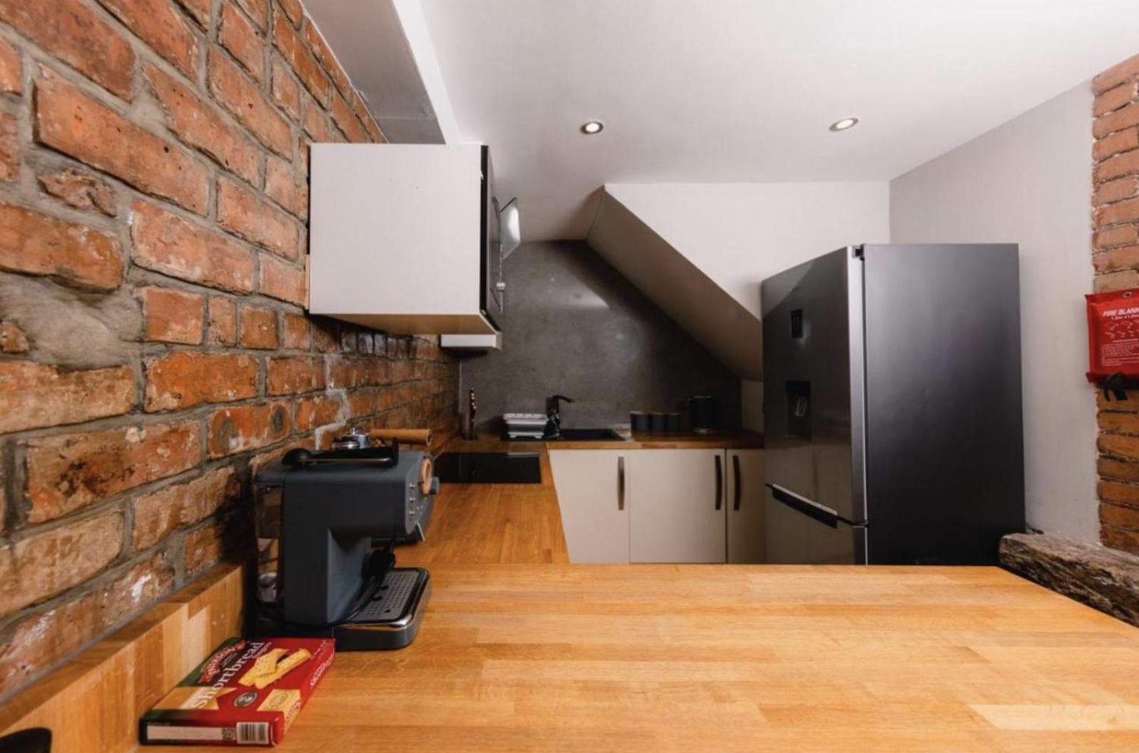 Superb Luxury Apartment By Canal - Central Edimburgo Exterior foto